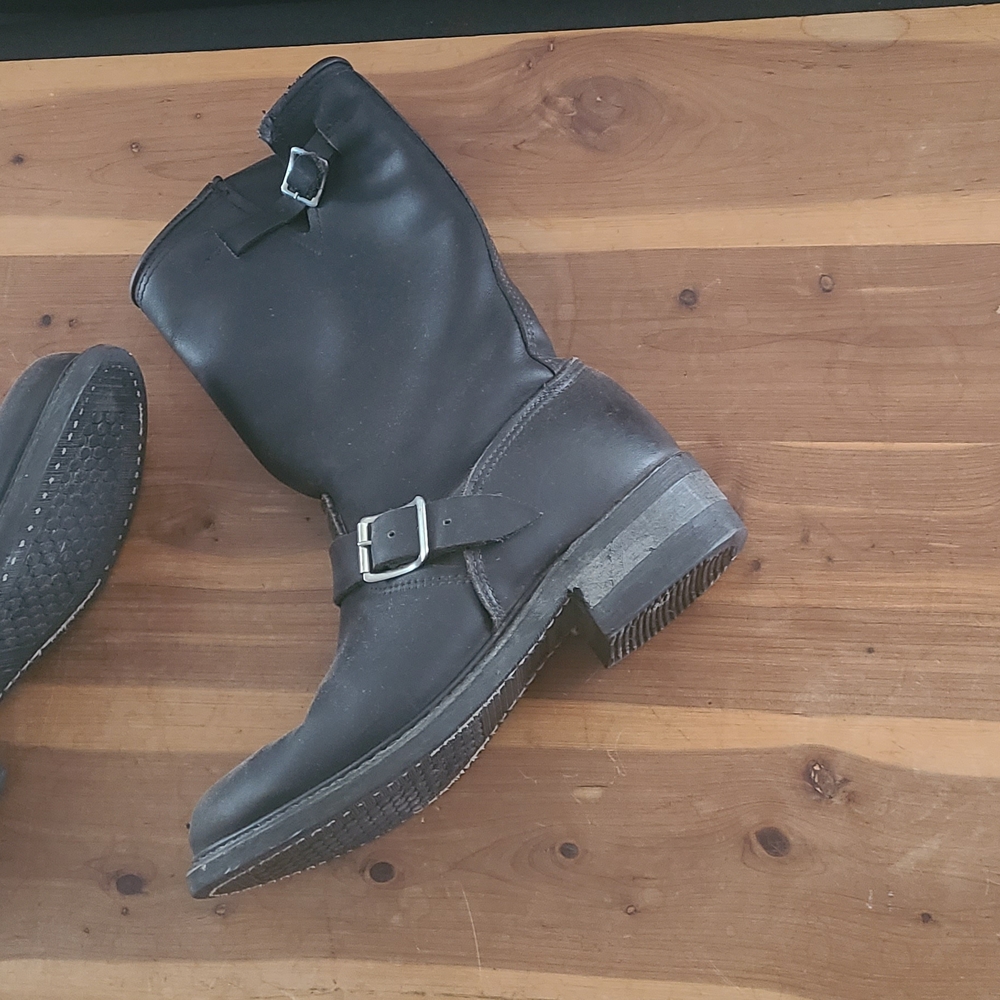 Black Leather Buckle Boots